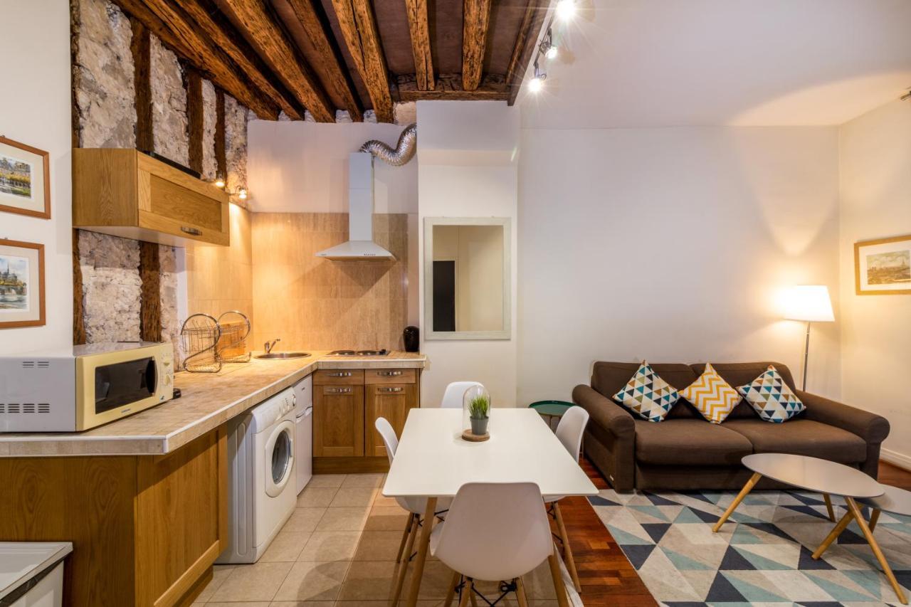 New Chic Flat : Le Marais - Place Des Vosges Paris Bagian luar foto