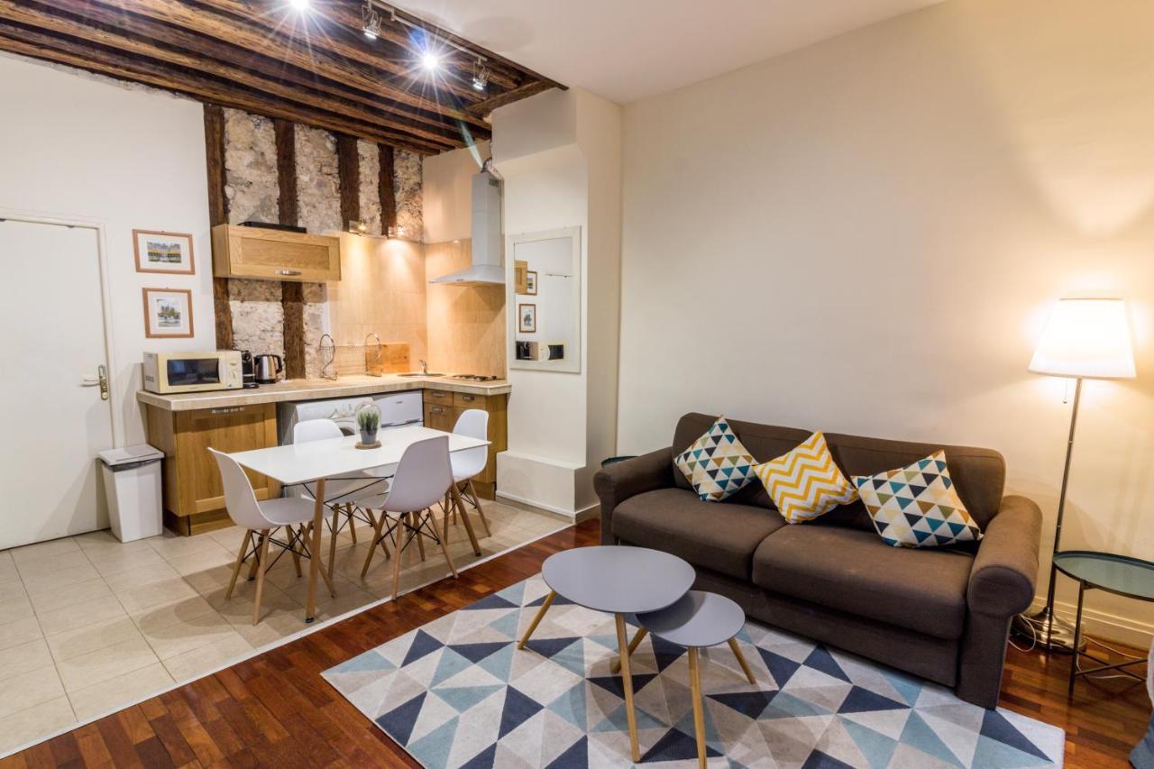 New Chic Flat : Le Marais - Place Des Vosges Paris Bagian luar foto